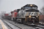 Westbound manifest approaches the yard